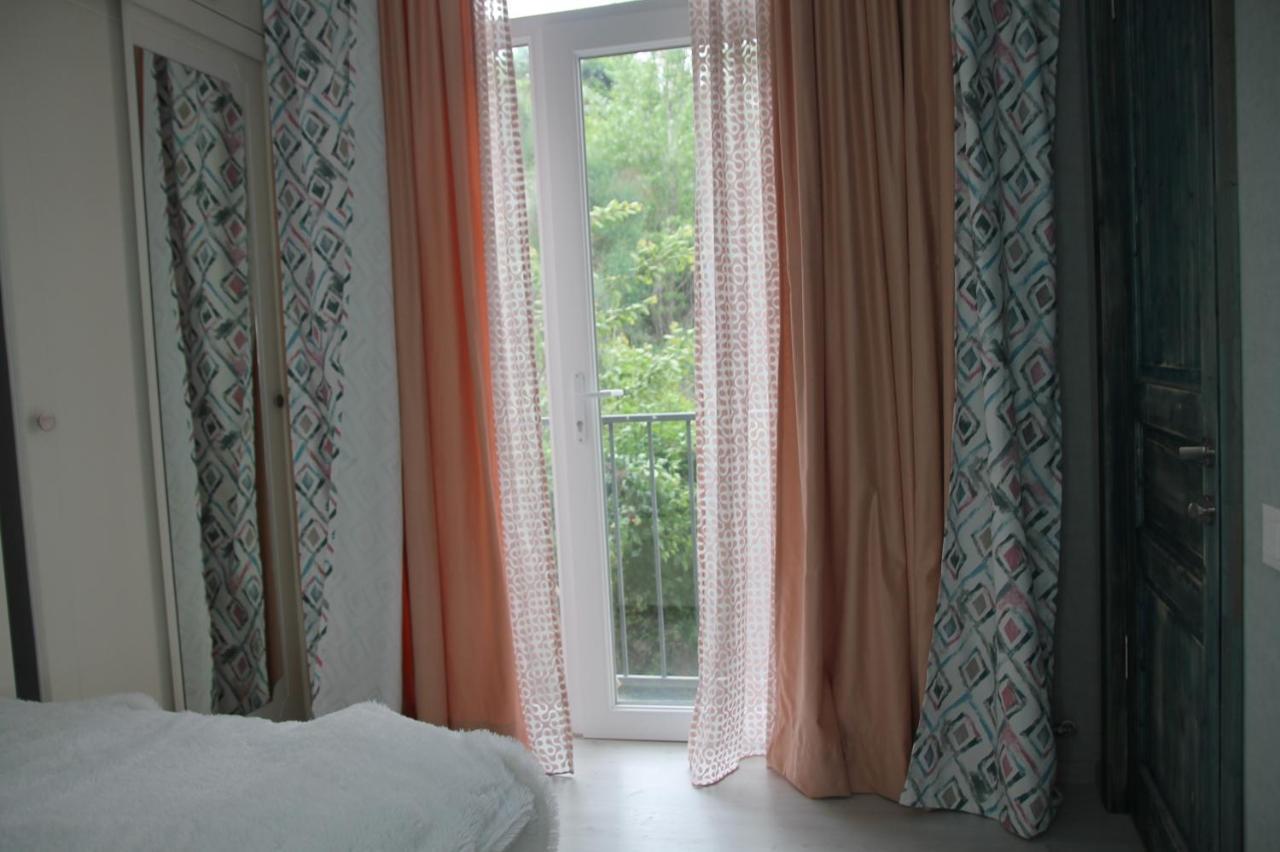 Cozy Apartment In Vake Tbilisi Exterior foto